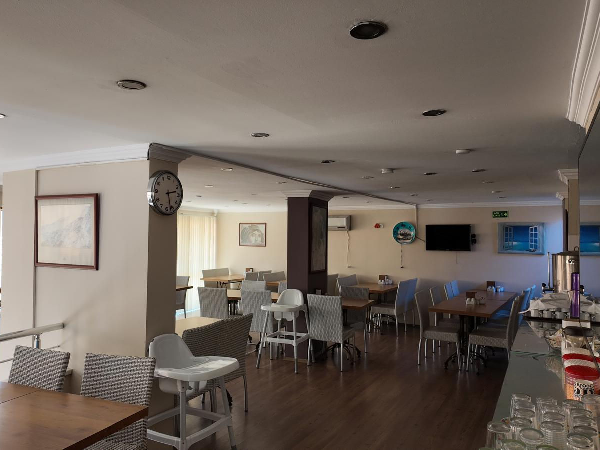 Crowded House Hotel - 31